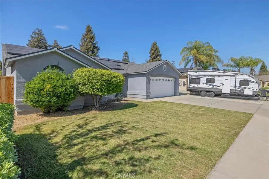 517 Tucker Avenue, Sanger, CA 93657 - #3