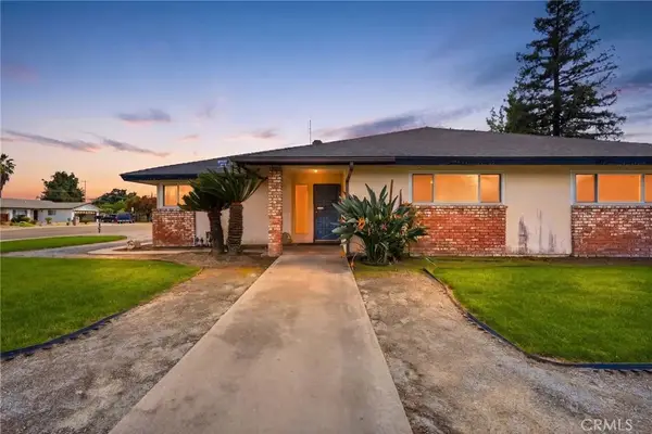 153 Bonita Ave, Fowler, CA 93625