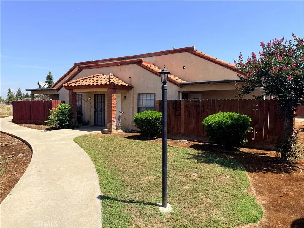 1405 E Cypress, Reedley, CA 93654 - #1