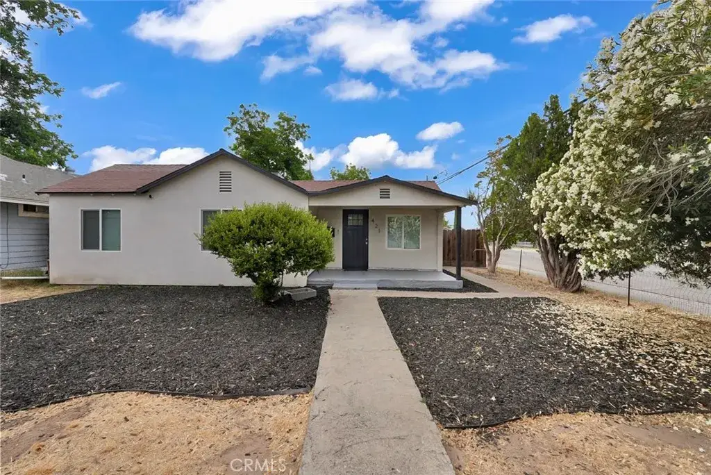 421 Orange Avenue, Chowchilla, CA 93610 - #1