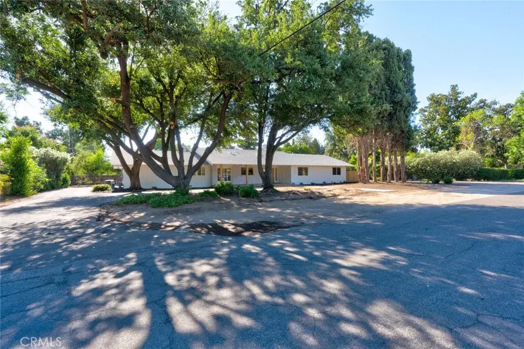1335 S Waverly, Fresno, CA 93727 - #1