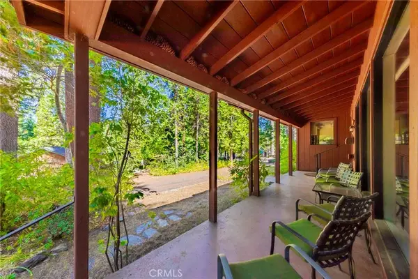 1173 Railroad Lane, Fish Camp, CA 93623