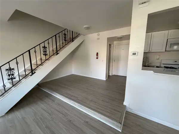 38710 10th Street East #12, Palmdale, CA 93550
