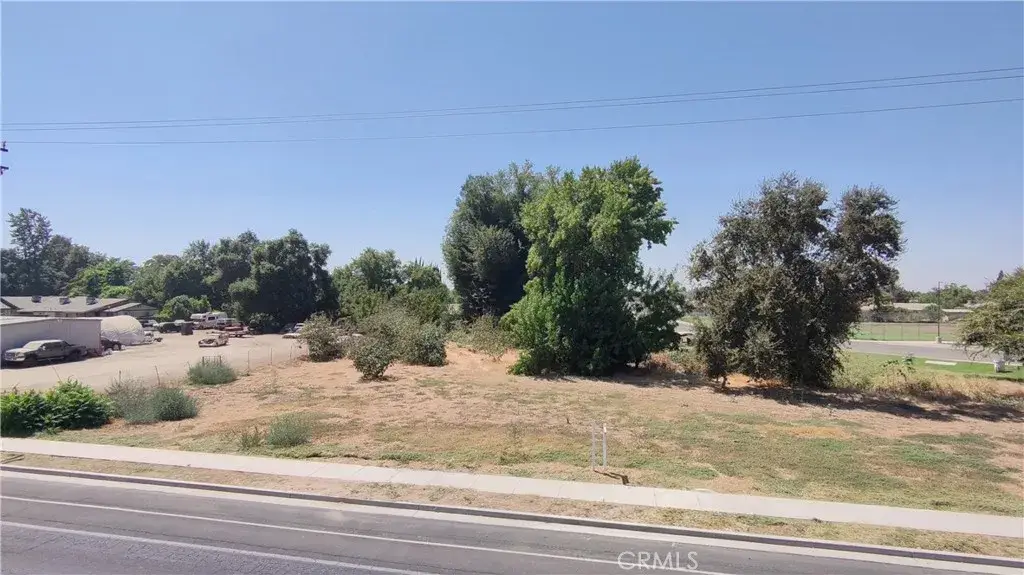 509 Farmersville Blvd, Farmersville, CA 93223 - #1