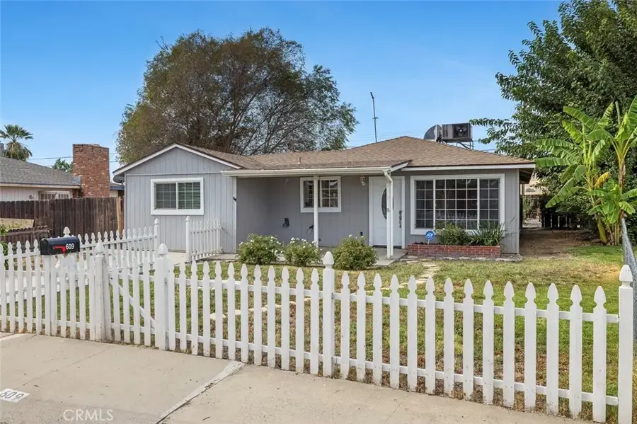 609 College, Coalinga, CA 93210 - #2