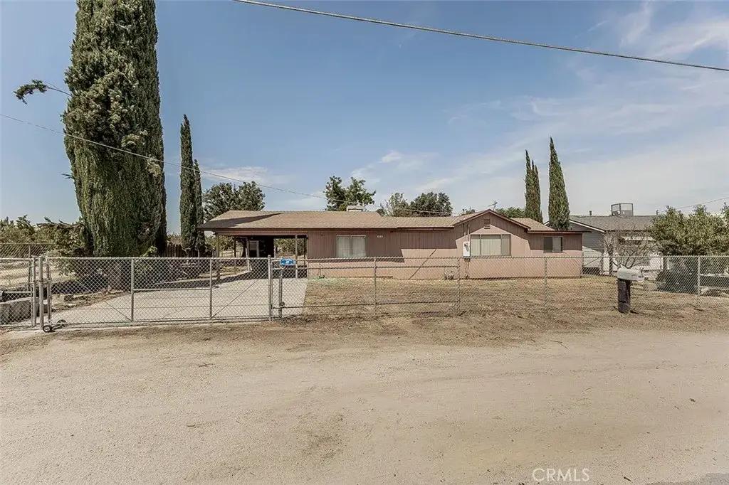 9016 E Dinuba, Selma, CA 93662 - #1