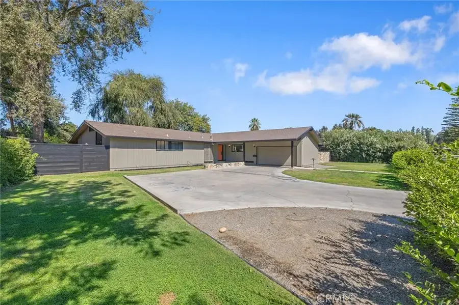 2544 W Keogh, Visalia, CA 93291 - #3