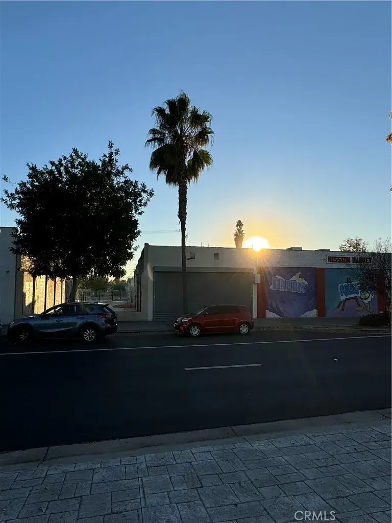 5442 Mission, Jurupa Valley, CA 92509 - Image #3