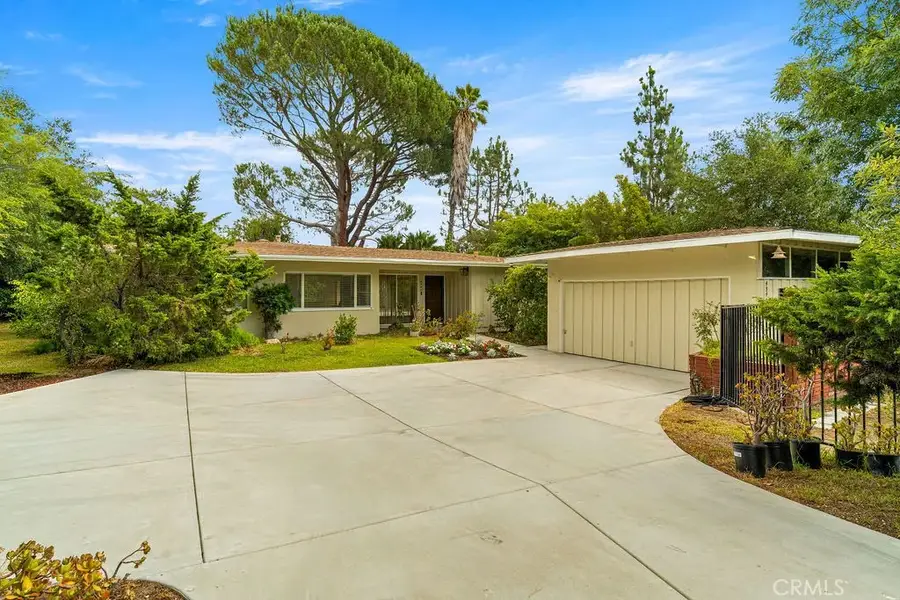 4940 Ocean View Boulevard, La Canada Flintridge, CA 91011 - Image #2