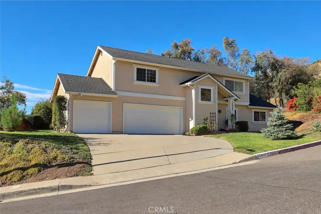 14047 Simshaw Avenue, Sylmar, CA 91342 - Image #1