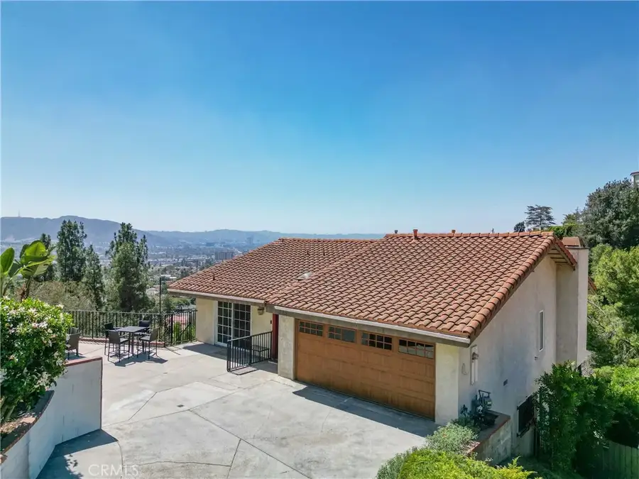 1218 E Tujunga Avenue, Burbank, CA 91501 - Image #3