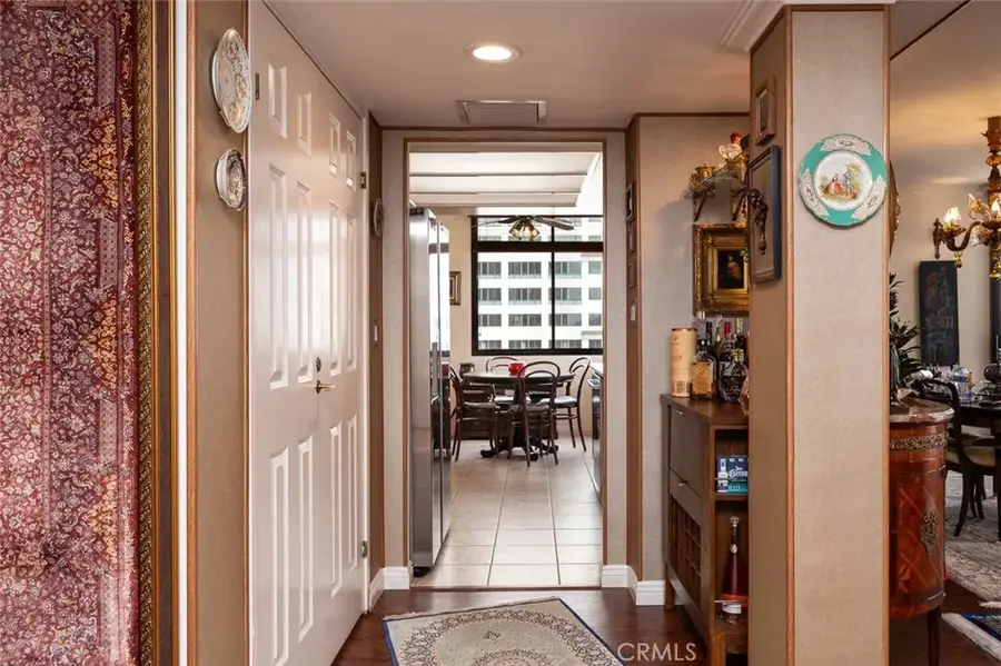 343 Pioneer Drive #905, Glendale, CA 91203 - Image #2