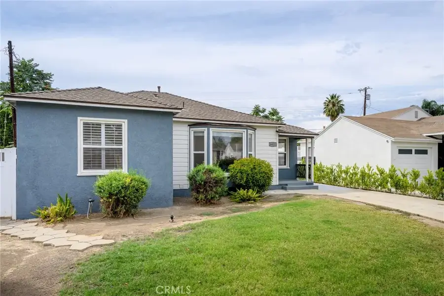 6413 Jamieson Avenue, Reseda, CA 91335 - Image #2