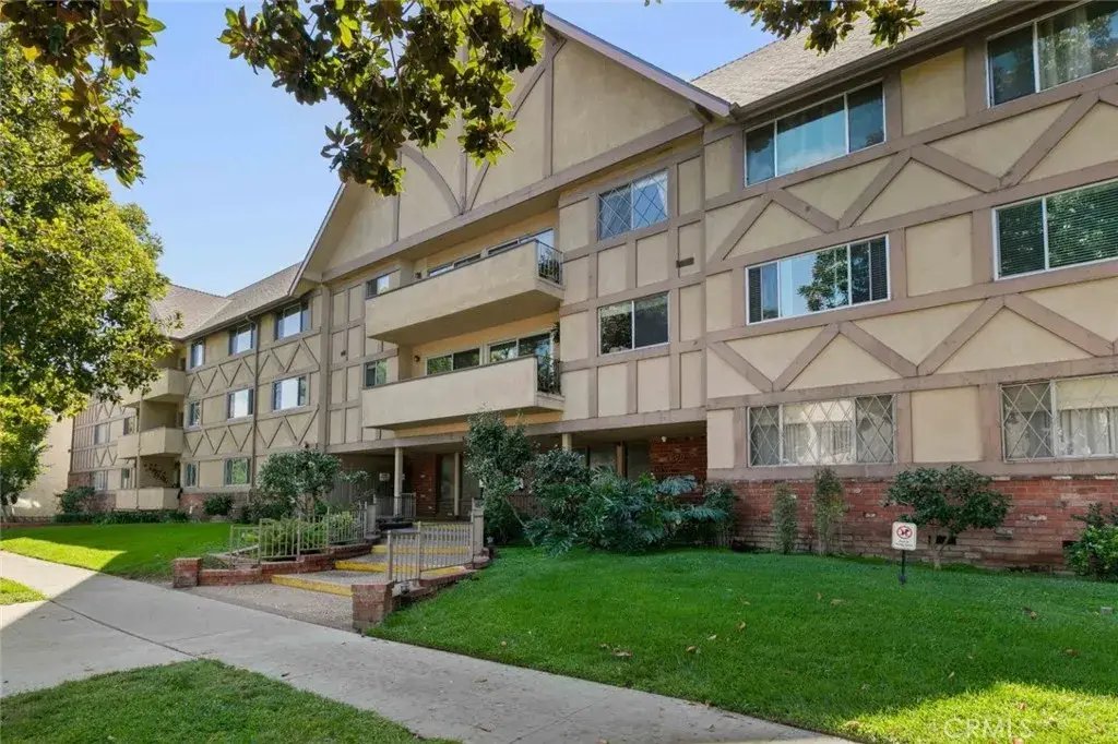 600 W Stocker Street #208, Glendale, CA 91202 - Image #1