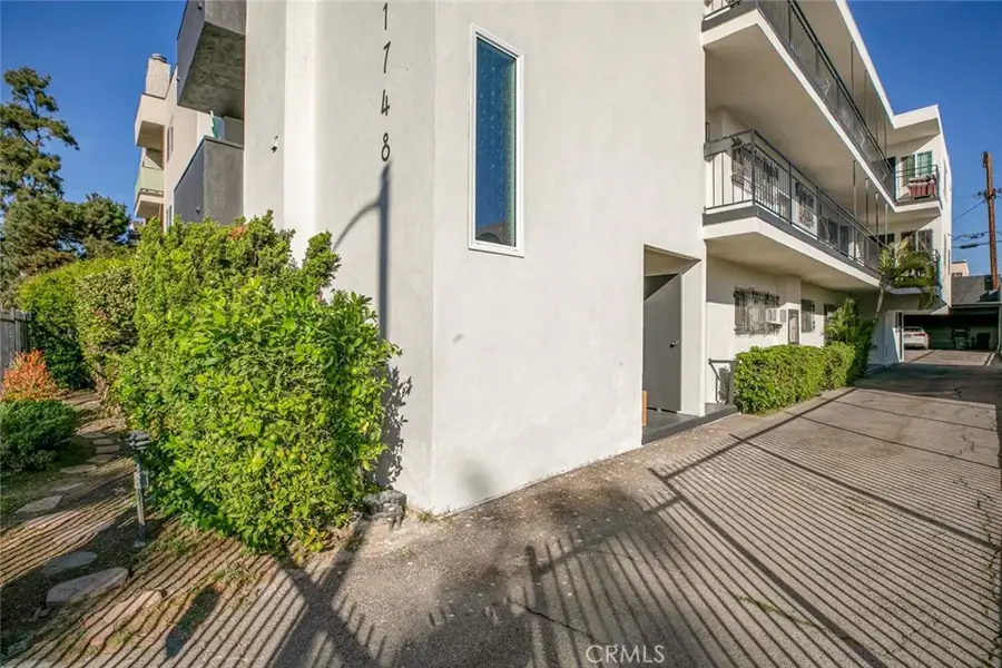 1748 N Kenmore Avenue #203, Los Angeles, CA 90027 - Image #3