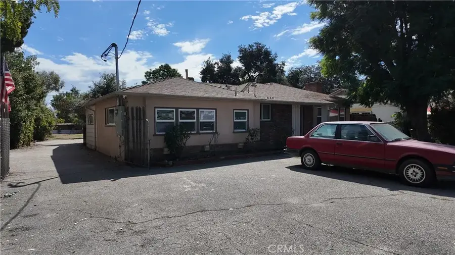11320 Osborne, Sylmar, CA 91342 - Image #3
