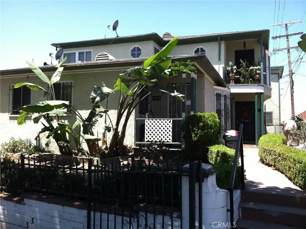 1915 S Orange Drive, Los Angeles, CA 90016 - Image #1
