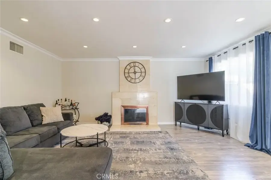 10635 Redmont Avenue, Tujunga, CA 91042 - Image #3