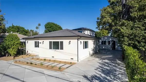 6842 Cedros Avenue, Van Nuys, CA 91405