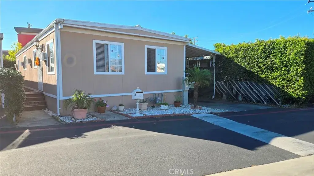 1081 W Arrow #3, Azusa, CA 91702 - Image #1