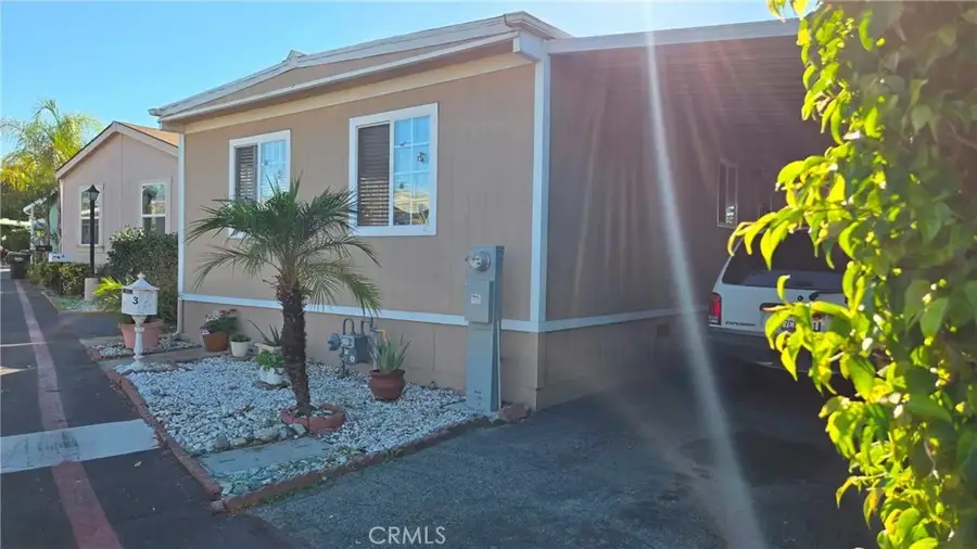 1081 W Arrow #3, Azusa, CA 91702 - Image #3