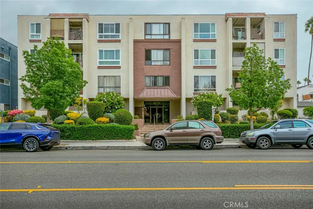 1118 N Central #17, Glendale, CA 91202 - Image #1