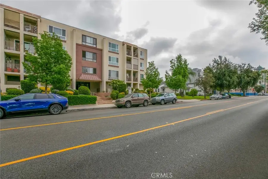 1118 N Central #17, Glendale, CA 91202 - Image #2