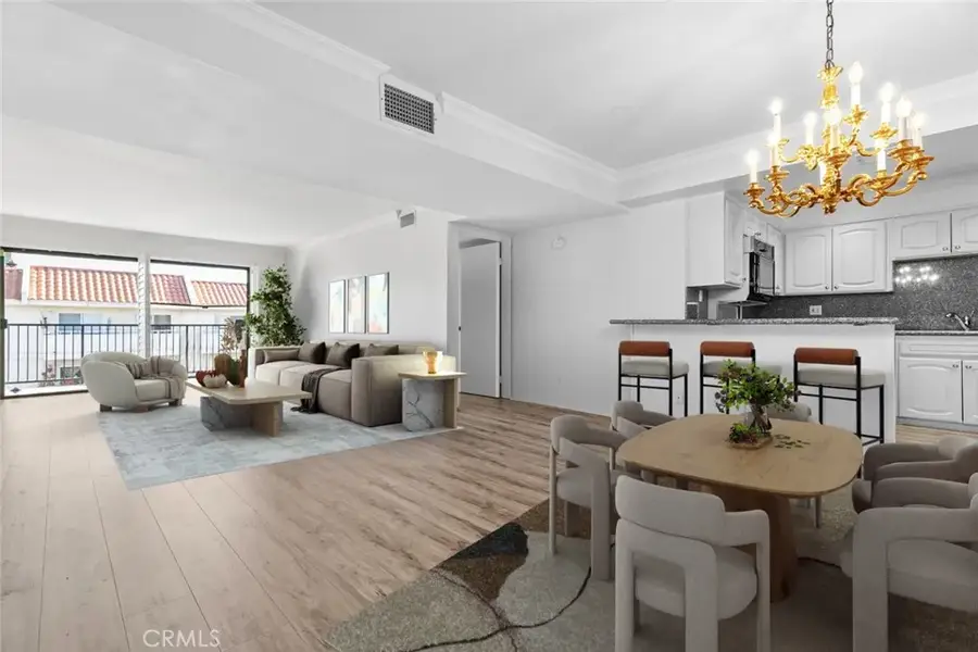 14804 Magnolia #6, Sherman Oaks, CA 91403 - Image #2