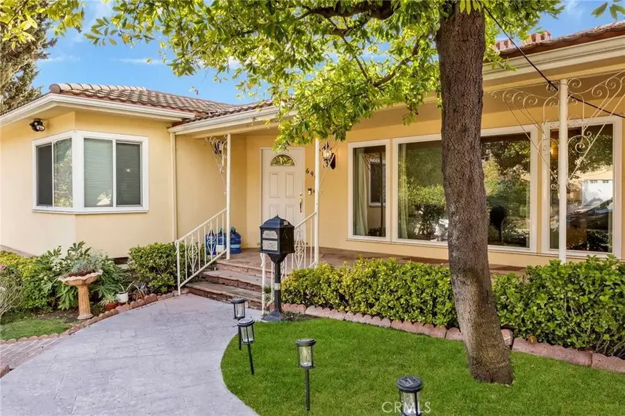 695 Glenmore Boulevard, Glendale, CA 91206 - Image #3