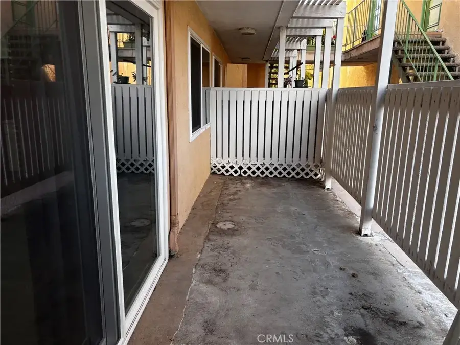 121 Sinclair Avenue #103, Glendale, CA 91206 - Image #3