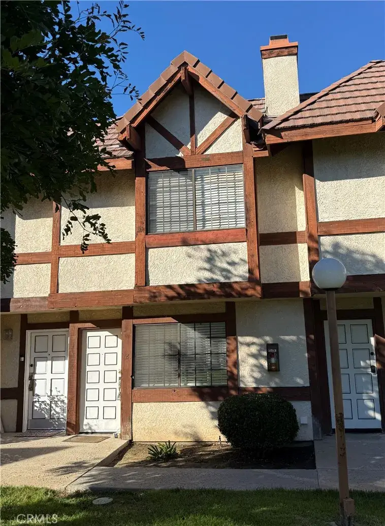 9325 Sunland Park Drive #2, Sun Valley, CA 91352 - Image #1