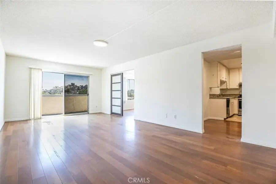 1422 Rock Glen #210, Glendale, CA 91205 - Image #2