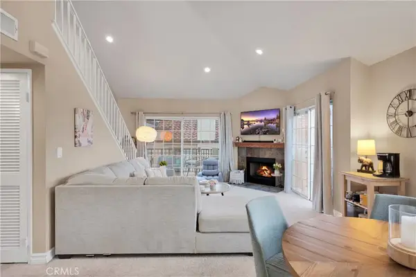 24151 Del Monte #348, Valencia, CA 91355