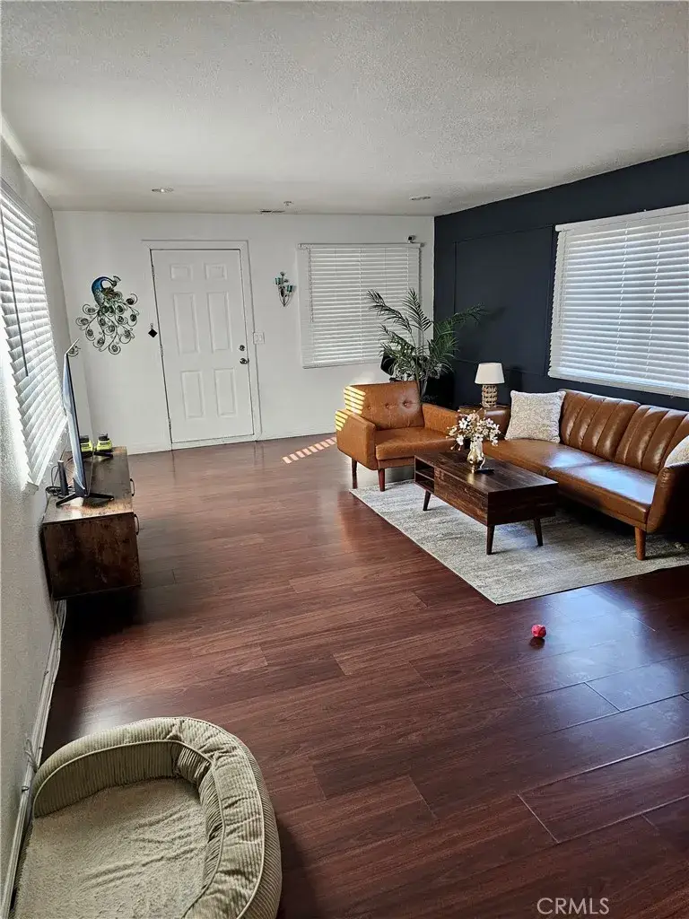 1163 W 7th, San Bernardino, CA 92411 - Image #2