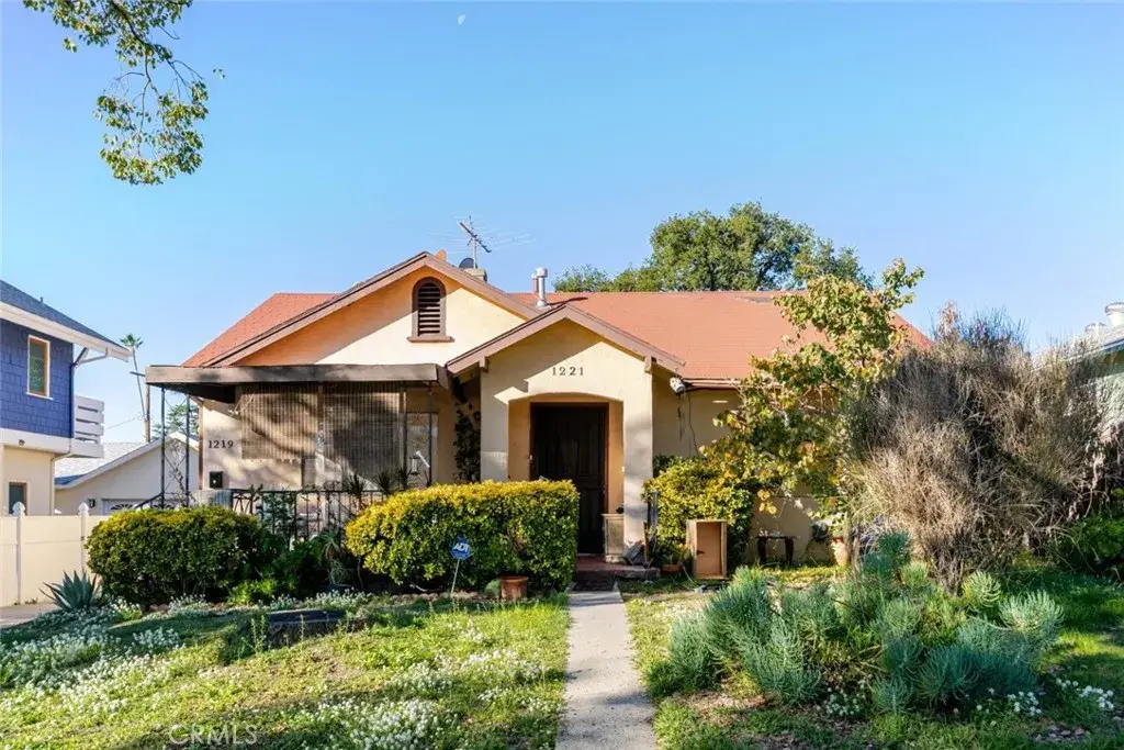 1221 Wesley Avenue, Pasadena, CA 91104 - Image #1