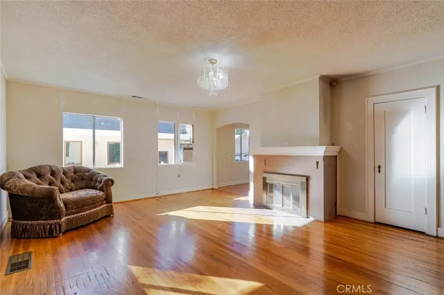 1221 Wesley Avenue, Pasadena, CA 91104 - Image #3