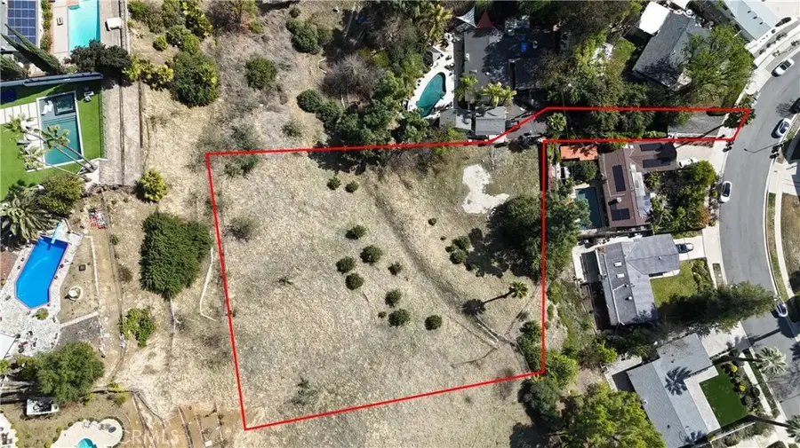 20713 Collins, Woodland Hills, CA 91367 - Image #2