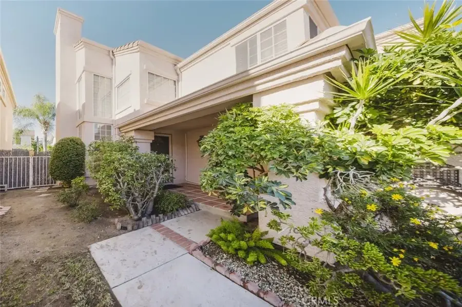 7515 Bellingham Avenue, North Hollywood, CA 91605 - Image #3