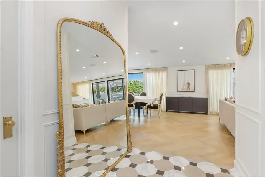 3006 Trudi Lane, Burbank, CA 91504 - Image #3