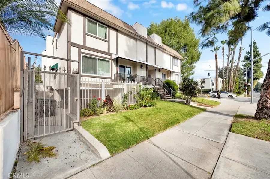 17303 Chatsworth Street #4, Granada Hills, CA 91344 - Image #2