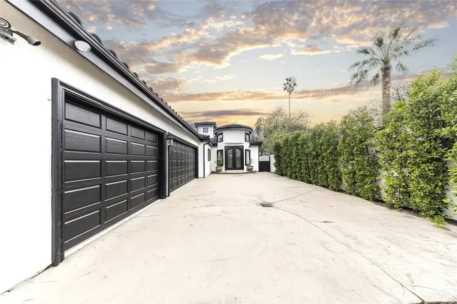 5157 Avenida Oriente, Tarzana, CA 91356 - Image #3