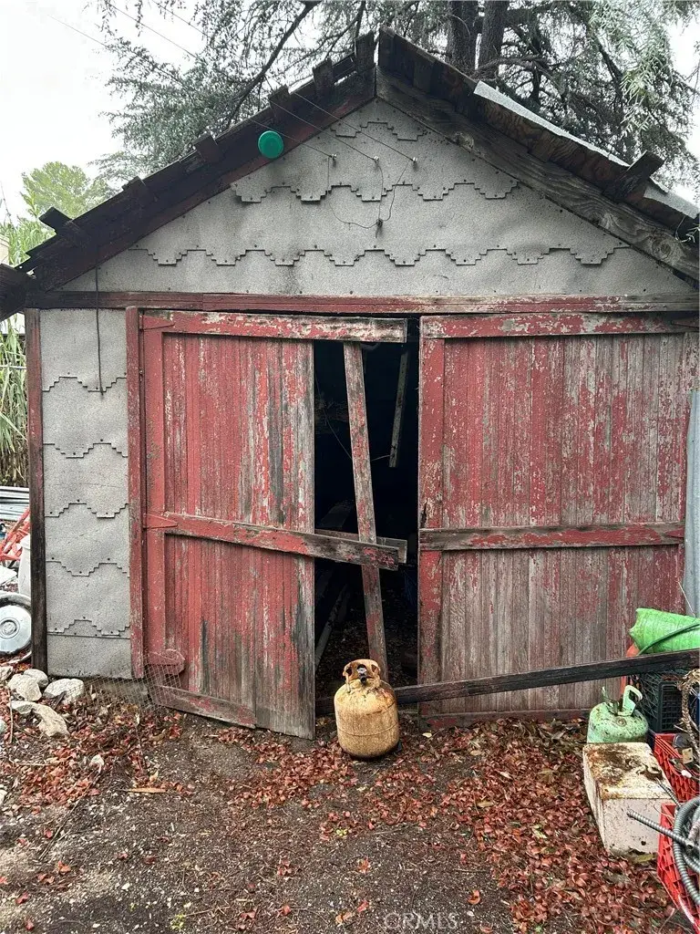 10316 Marcus, Tujunga, CA 91042 - Image #3