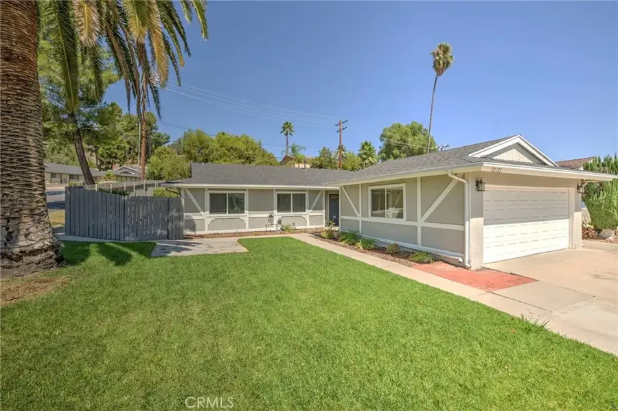 22123 Alamogordo Road, Saugus, CA 91350 - Image #2