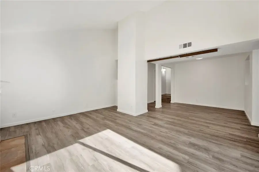 20155 Keswick Street #219, Winnetka, CA 91306 - Image #2