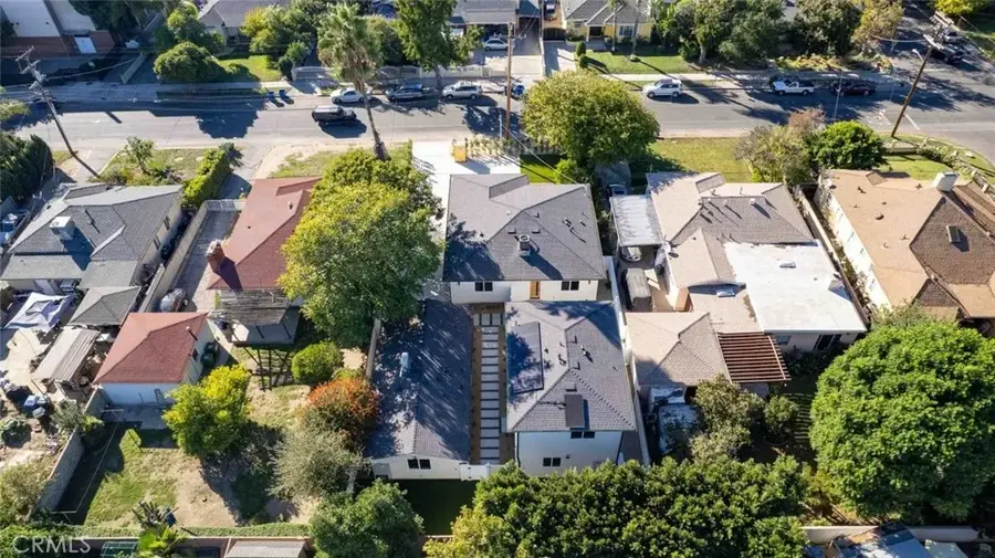 6842 Cedros Avenue, Van Nuys, CA 91405 - #2