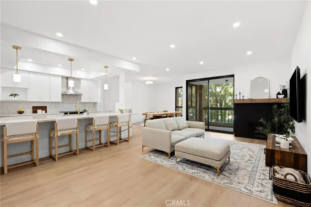 4477 Wilshire Boulevard #202, Los Angeles, CA 90010 - #1