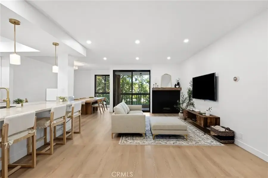 4477 Wilshire Boulevard #202, Los Angeles, CA 90010 - #2