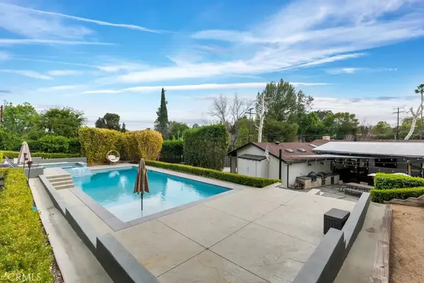 6013 Lubao, Woodland Hills, CA 91367