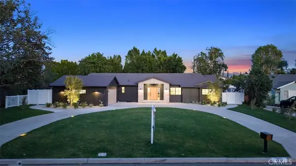 8960 Oak Park, Sherwood Forest, CA 91325