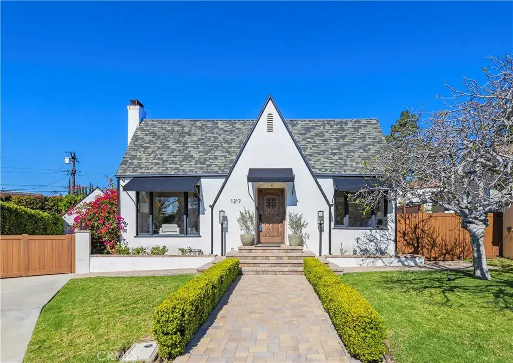 1217 Moncado, Glendale, CA 91207 - #1